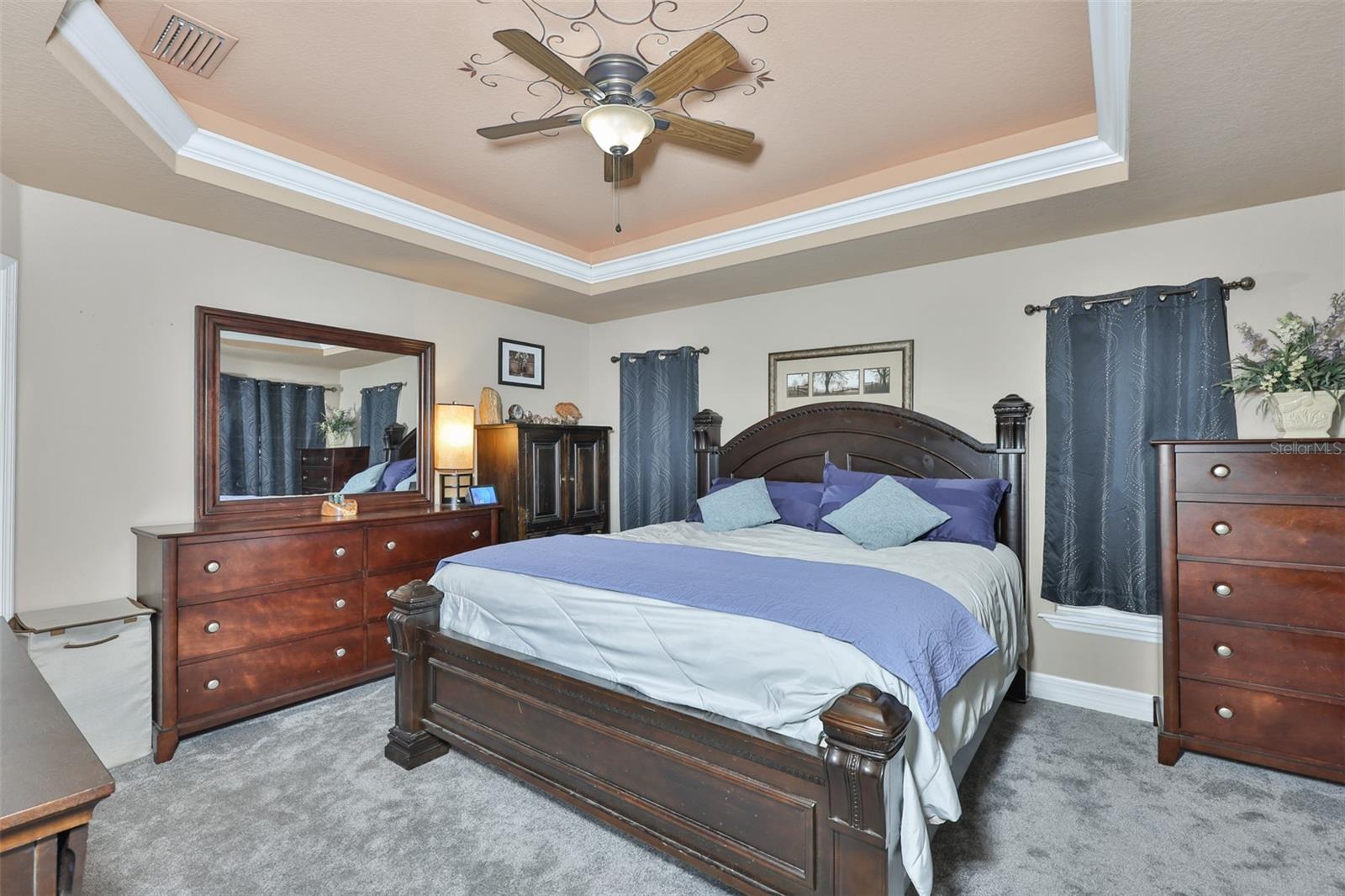 Listing photo id 30 for 1710 Surrey Trail