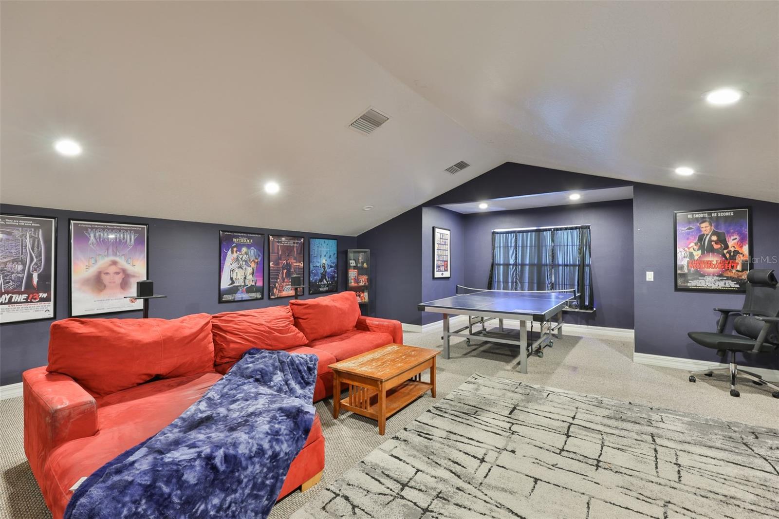 Listing photo id 34 for 1710 Surrey Trail