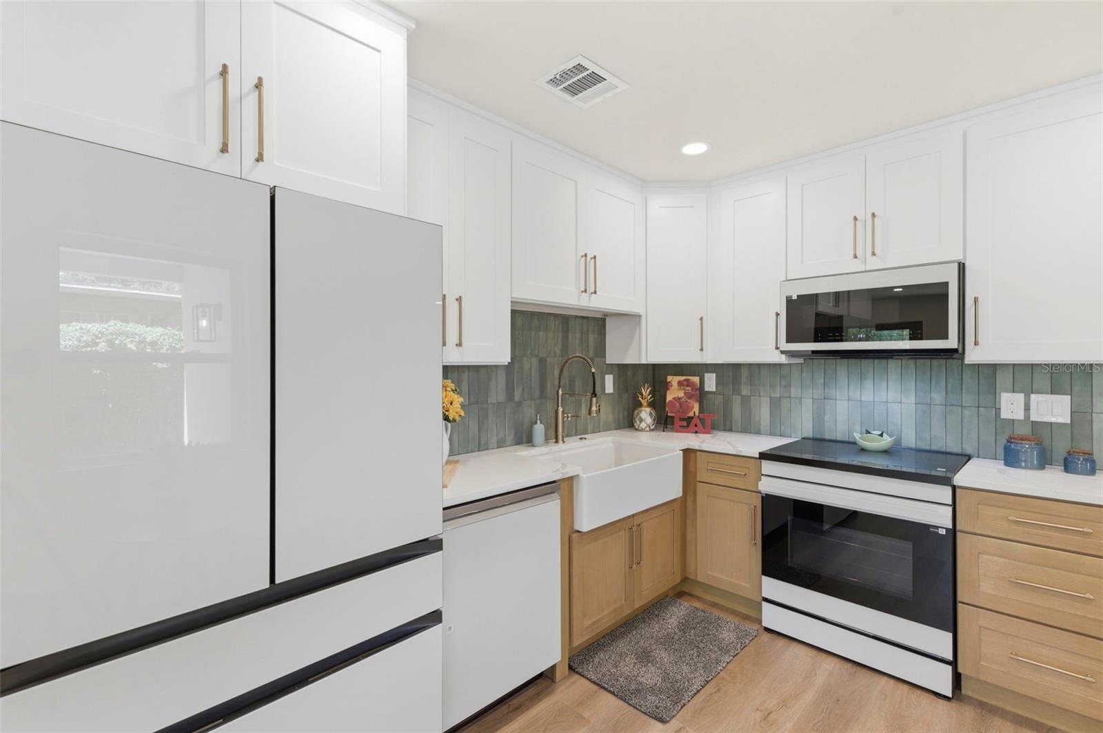 Image 15 of 64 For 8051 26th Avenue N