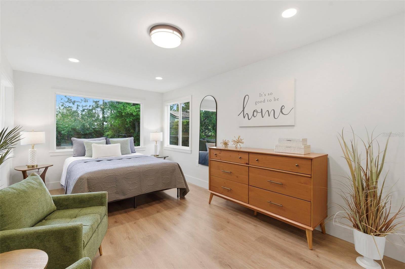 Image 25 of 64 For 8051 26th Avenue N