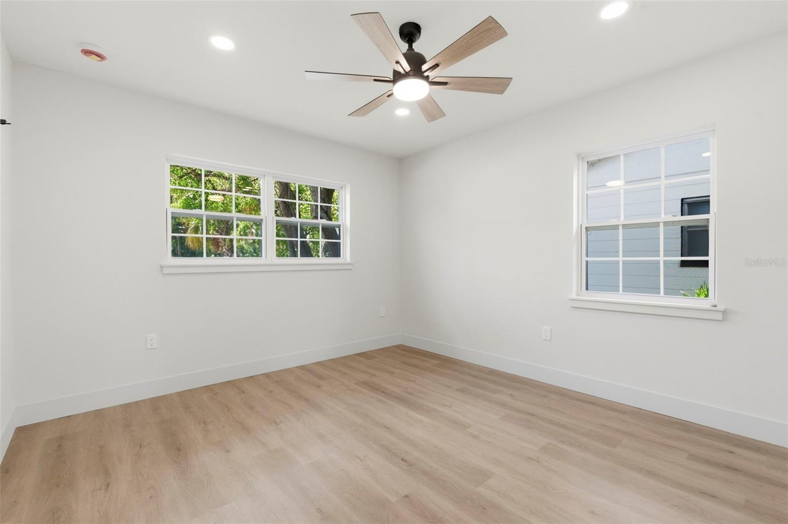 Image 29 of 64 For 8051 26th Avenue N