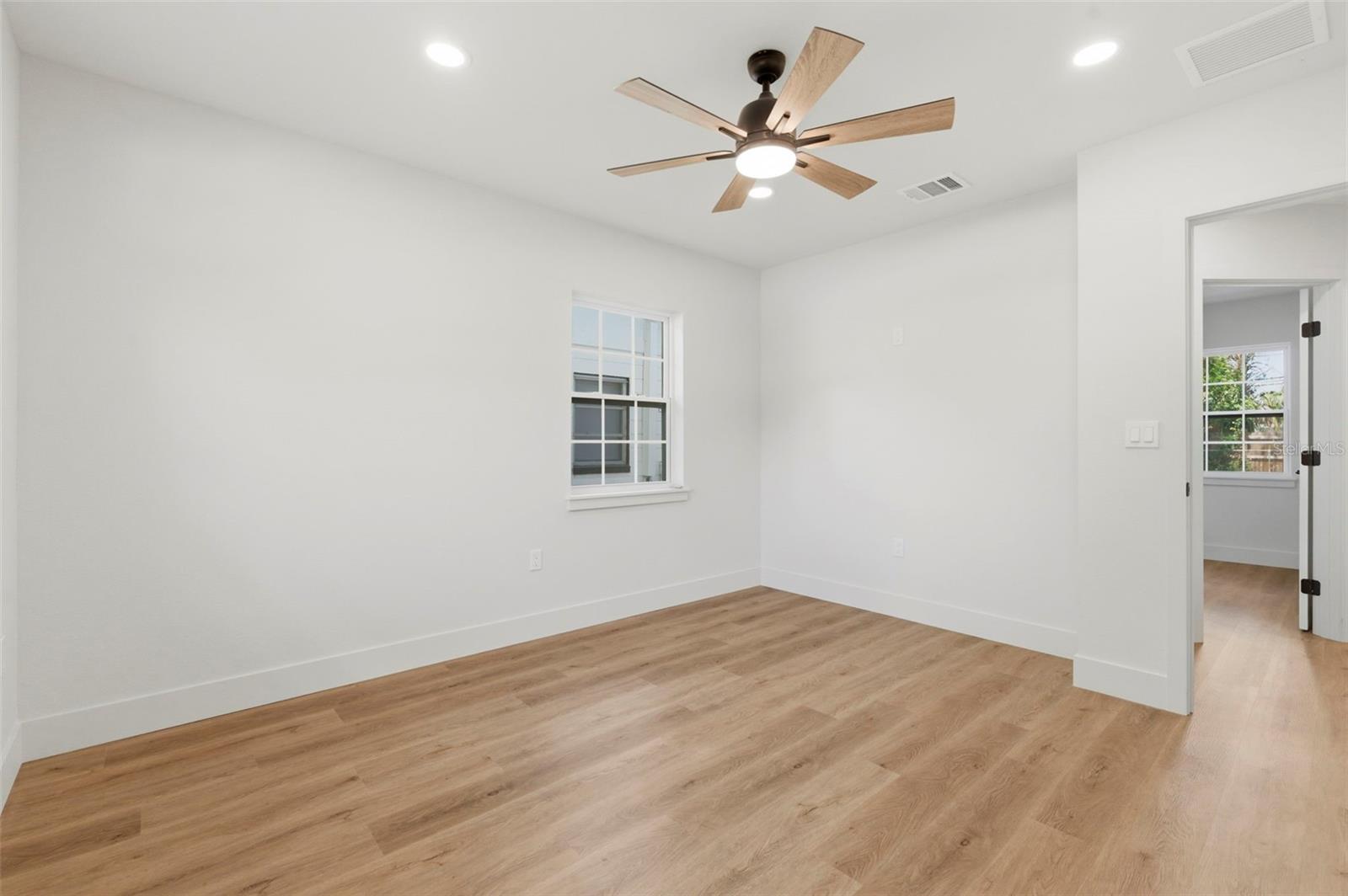 Image 30 of 64 For 8051 26th Avenue N