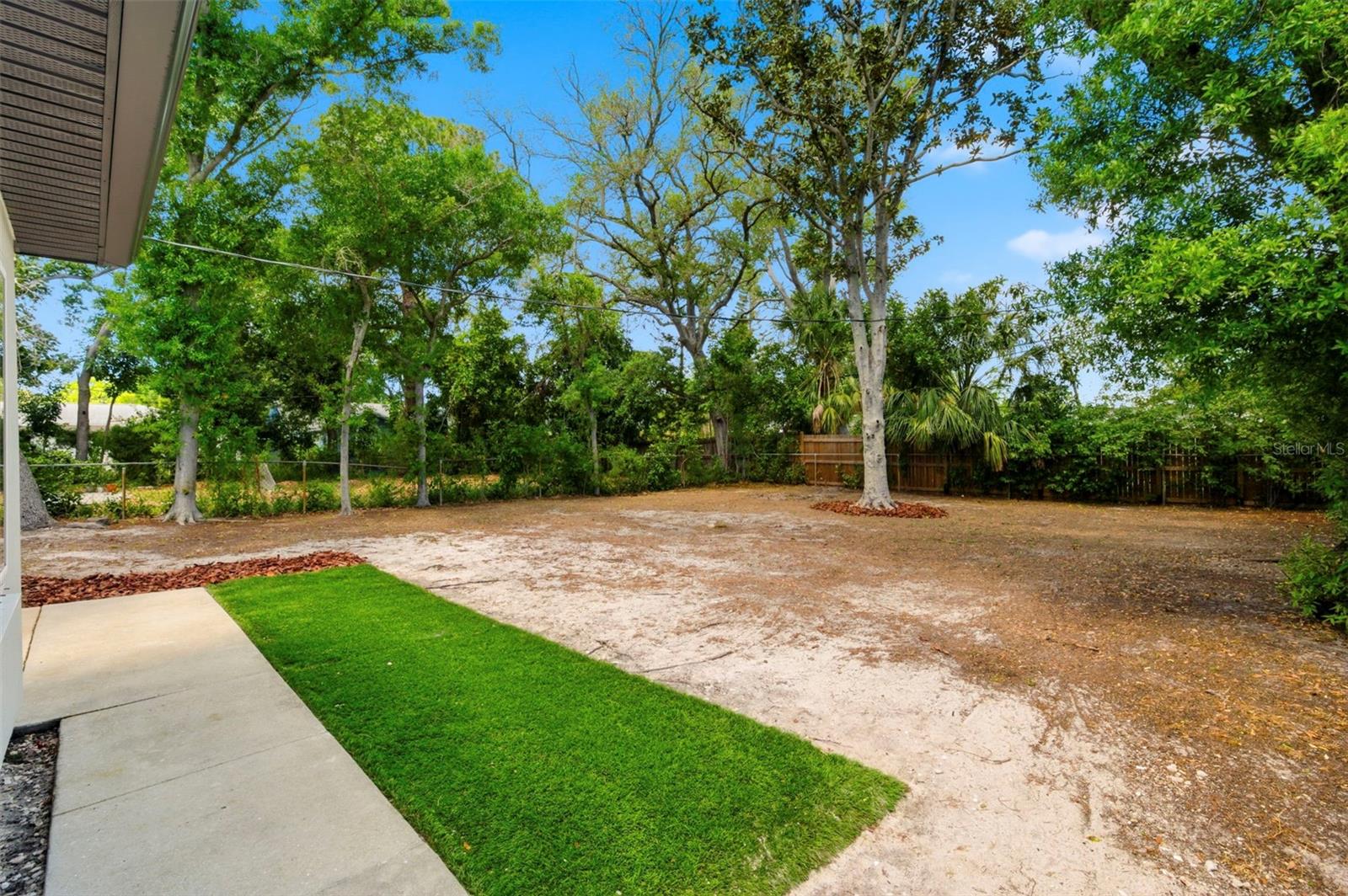 Image 40 of 64 For 8051 26th Avenue N