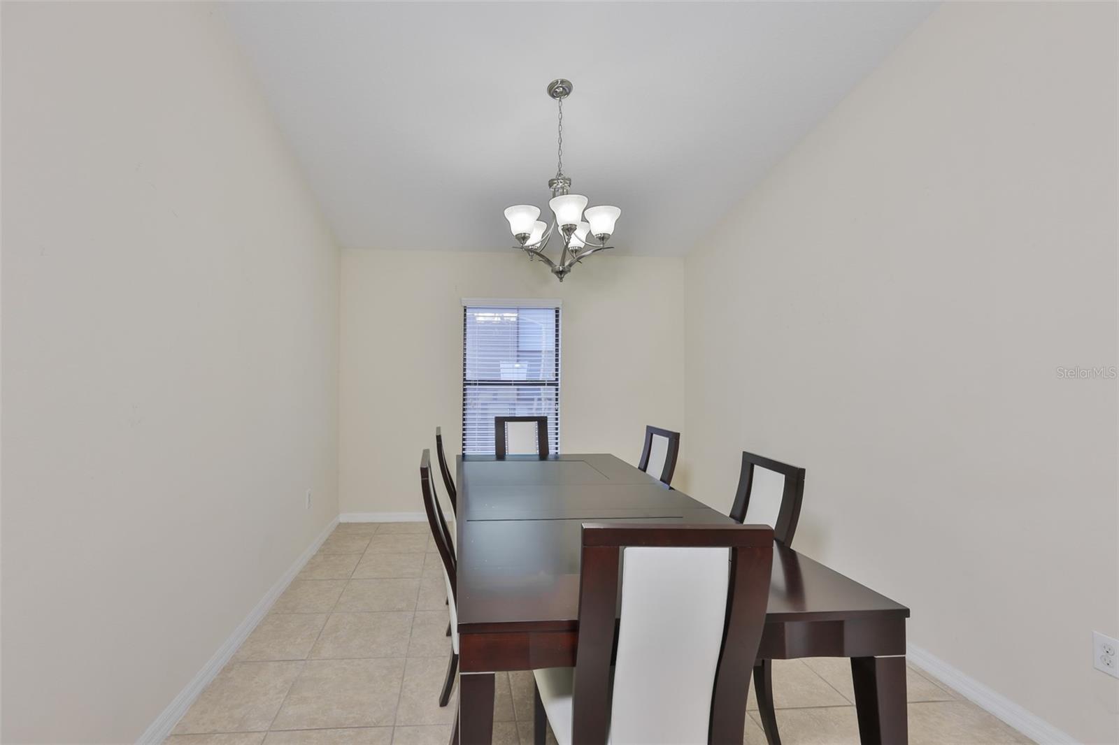 Image 15 of 55 For 10806 Whitecap Drive