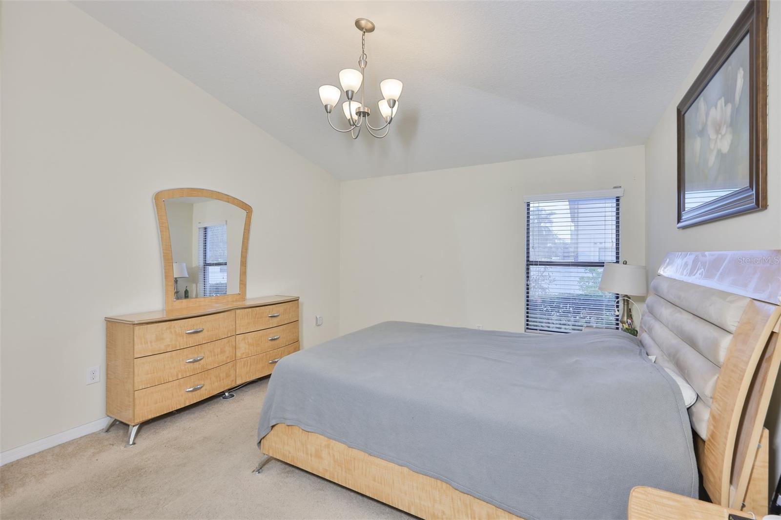 Image 21 of 55 For 10806 Whitecap Drive