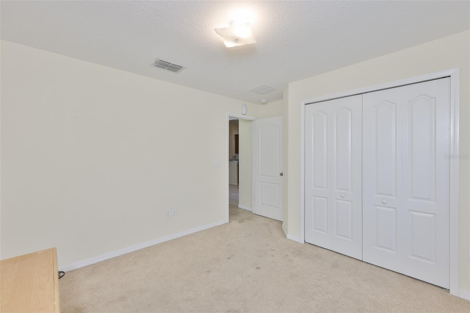 Image 27 of 55 For 10806 Whitecap Drive