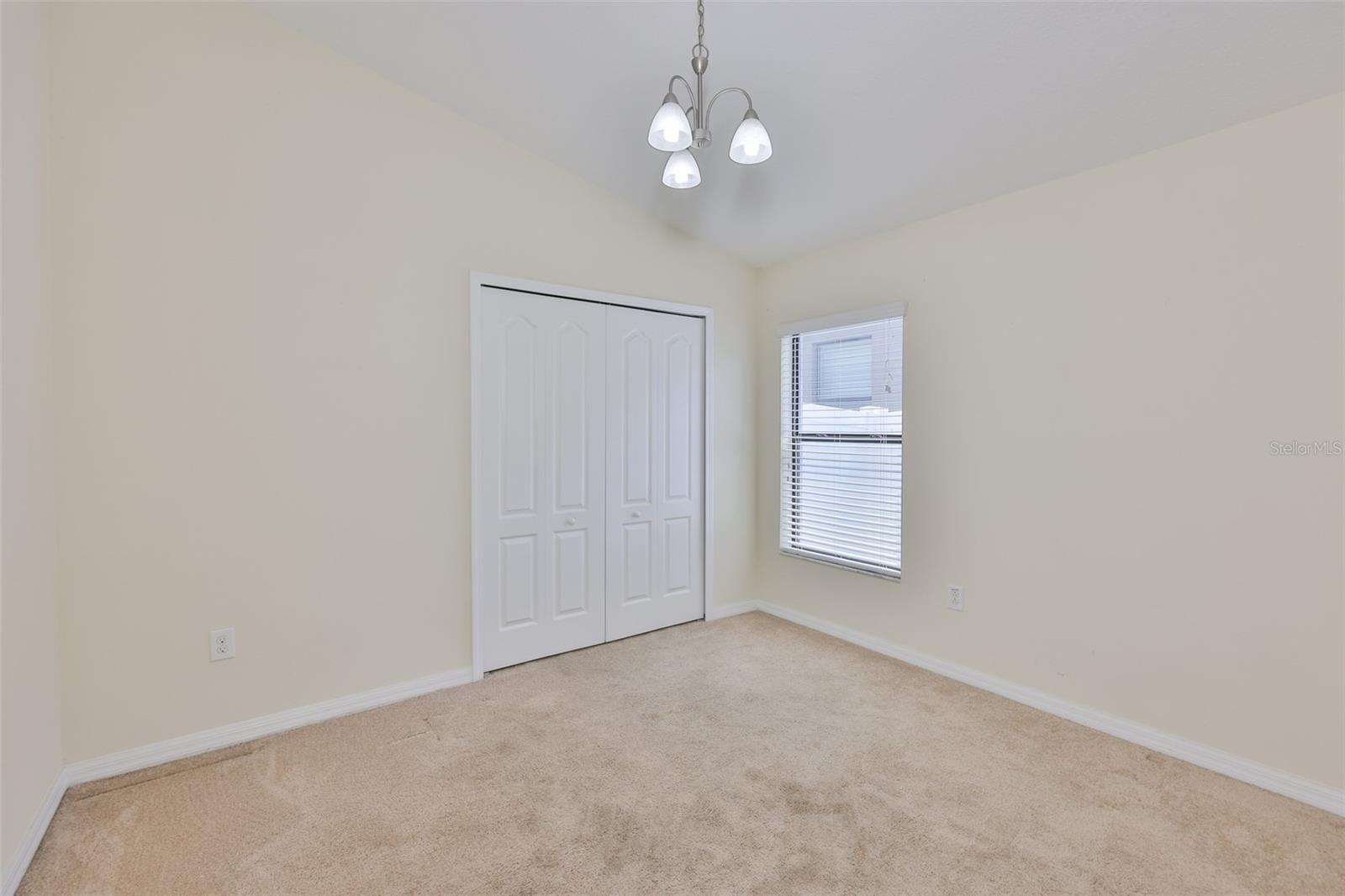 Image 33 of 55 For 10806 Whitecap Drive