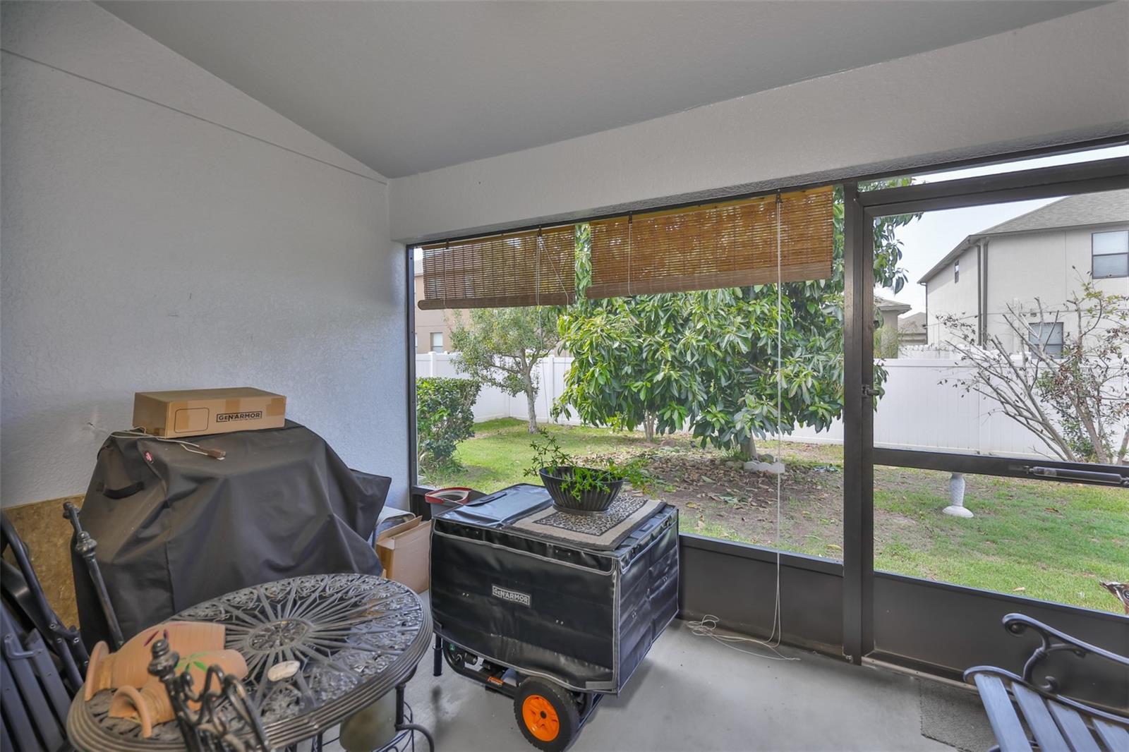 Image 35 of 55 For 10806 Whitecap Drive