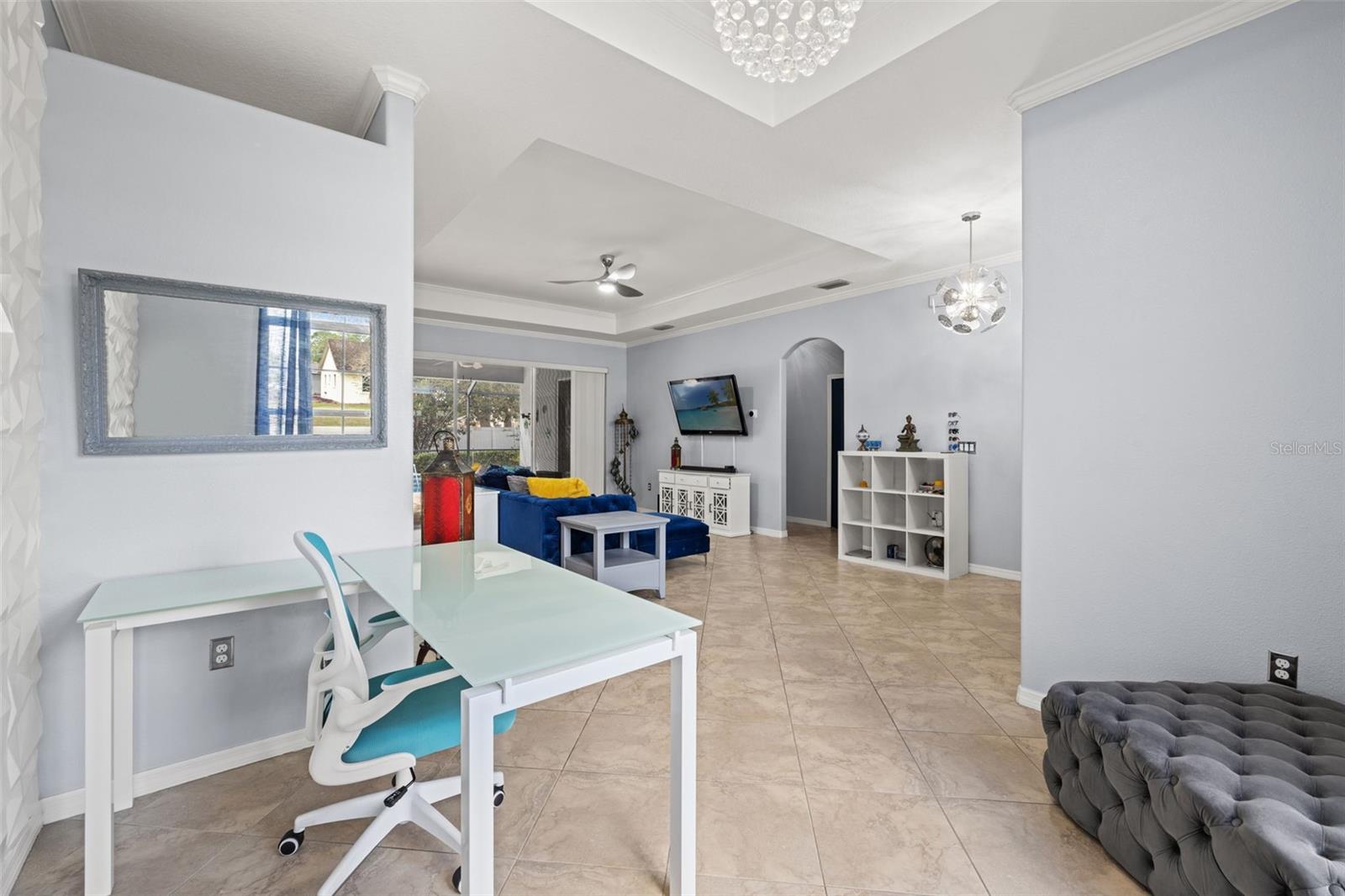 Listing photo id 8 for 1451 Laredo Avenue