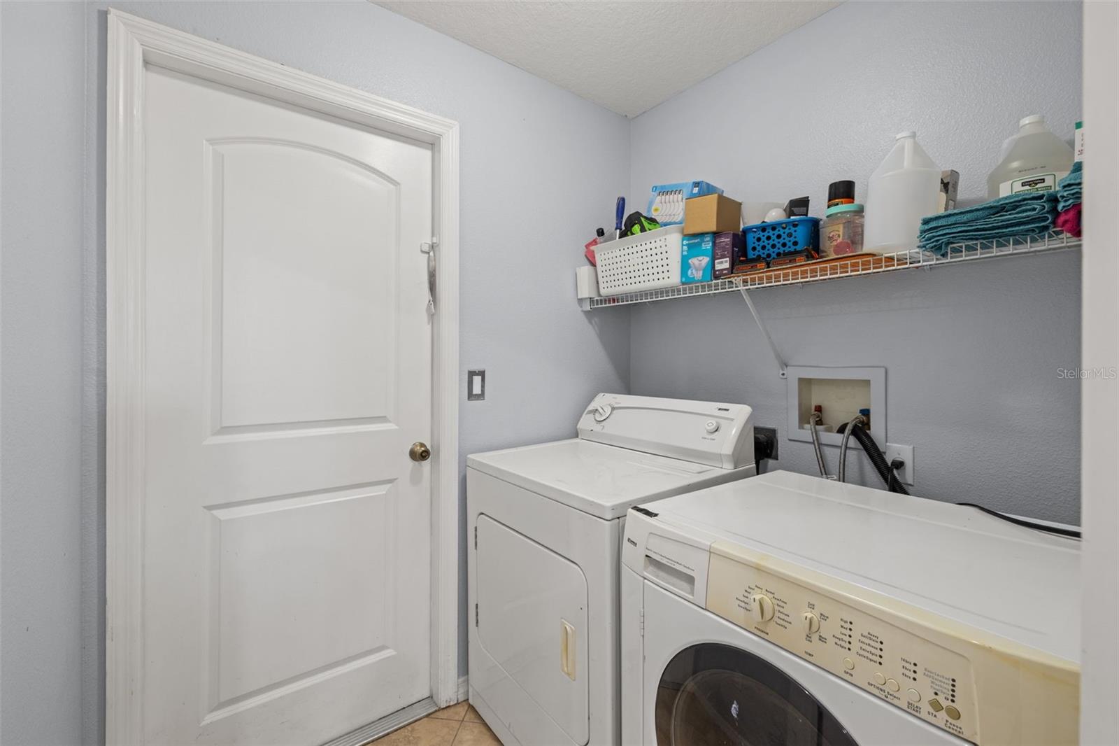 Listing photo id 17 for 1451 Laredo Avenue