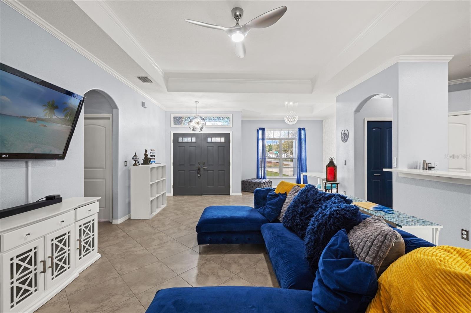 Listing photo id 5 for 1451 Laredo Avenue