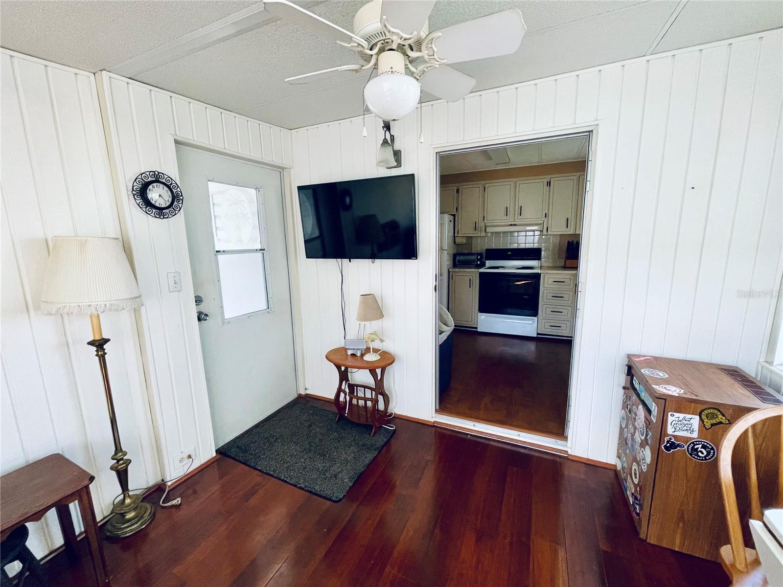 Image 15 of 25 For 140 Mountain Fir Drive