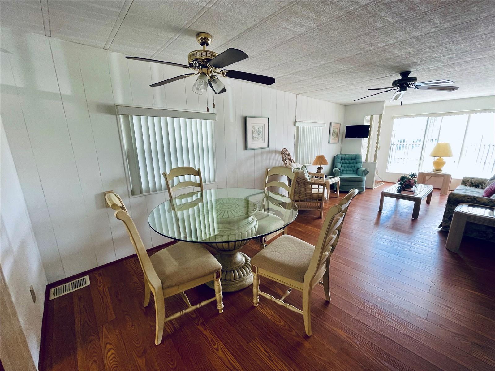 Image 7 of 25 For 140 Mountain Fir Drive