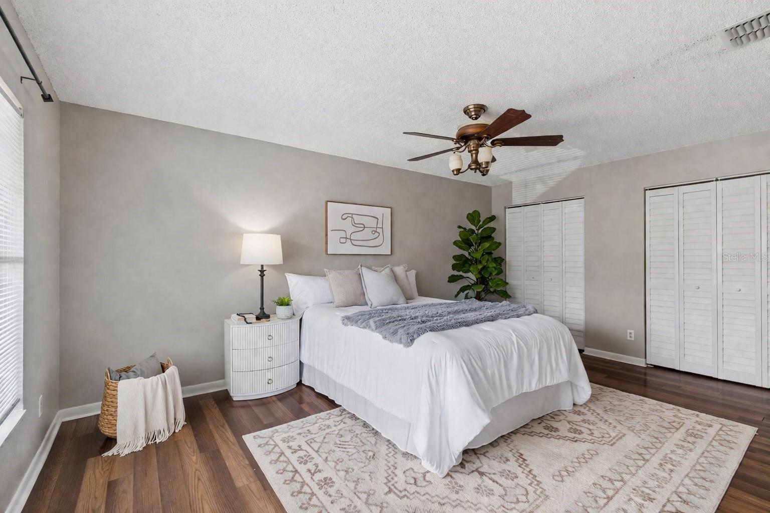 Image 16 of 29 For 201 Arrawana Avenue L