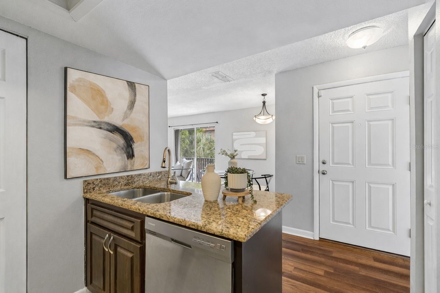 Image 23 of 29 For 201 Arrawana Avenue L