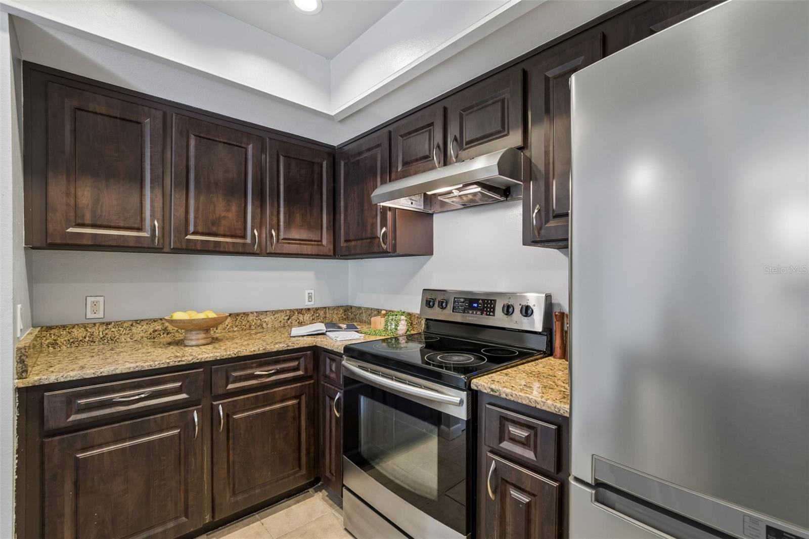 Image 25 of 29 For 201 Arrawana Avenue L