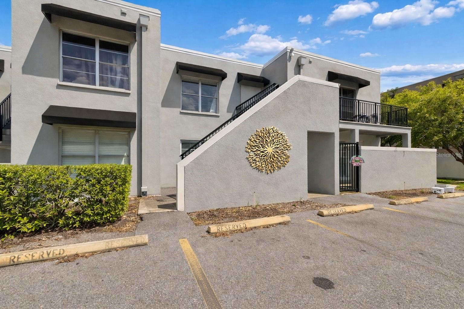 Image 3 of 29 For 201 Arrawana Avenue L