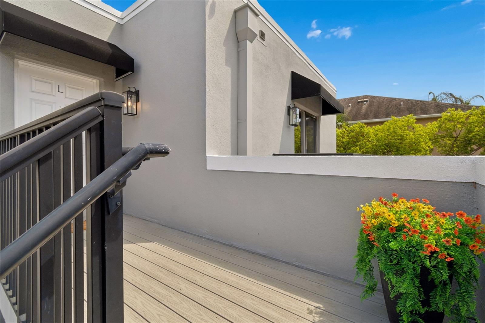 Image 4 of 29 For 201 Arrawana Avenue L