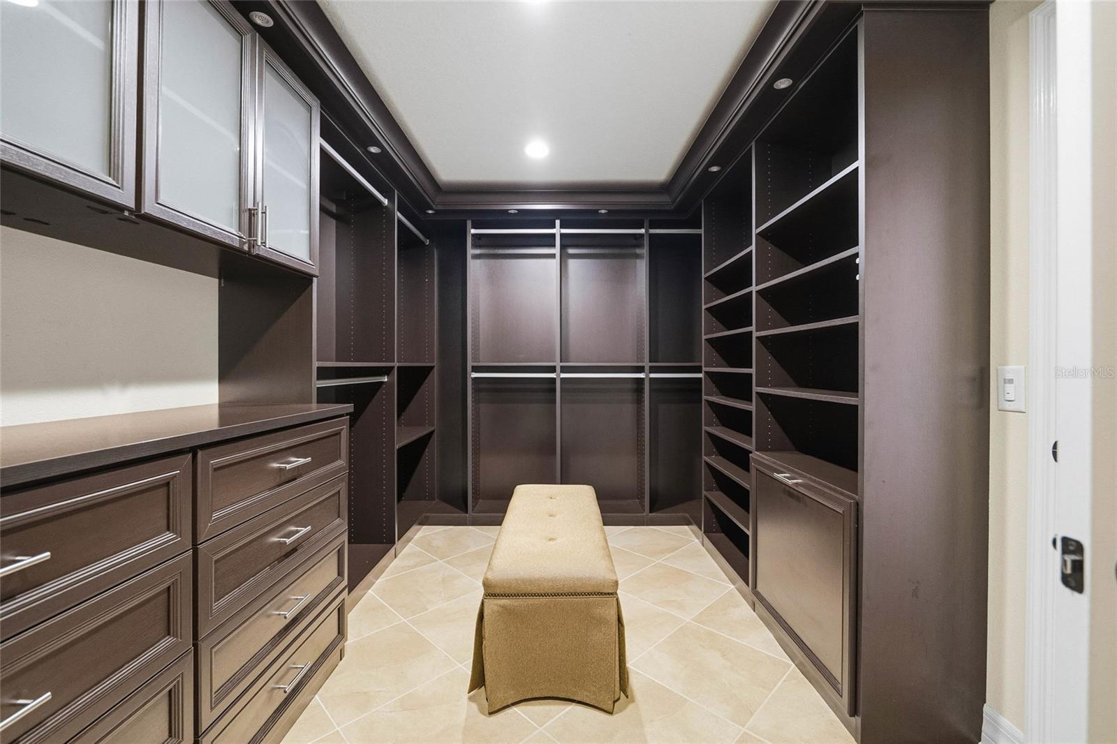 Image 14 of 33 For 4527 Scarlet Loop