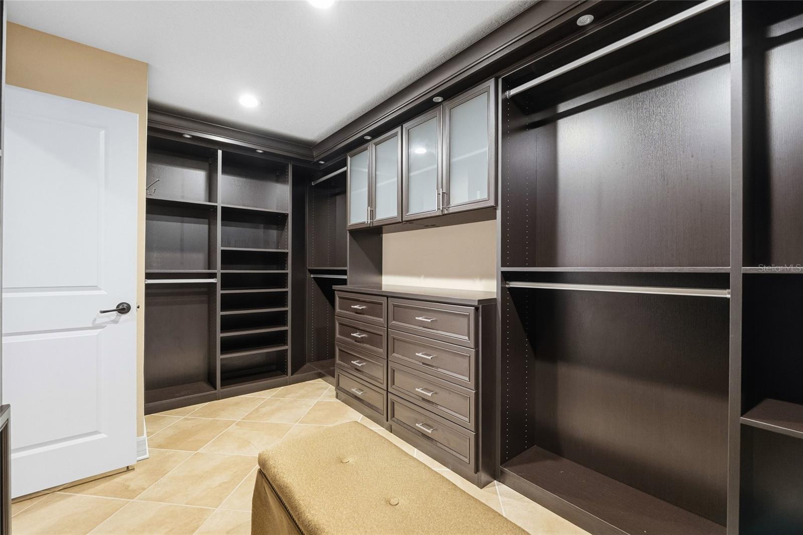 Image 15 of 33 For 4527 Scarlet Loop