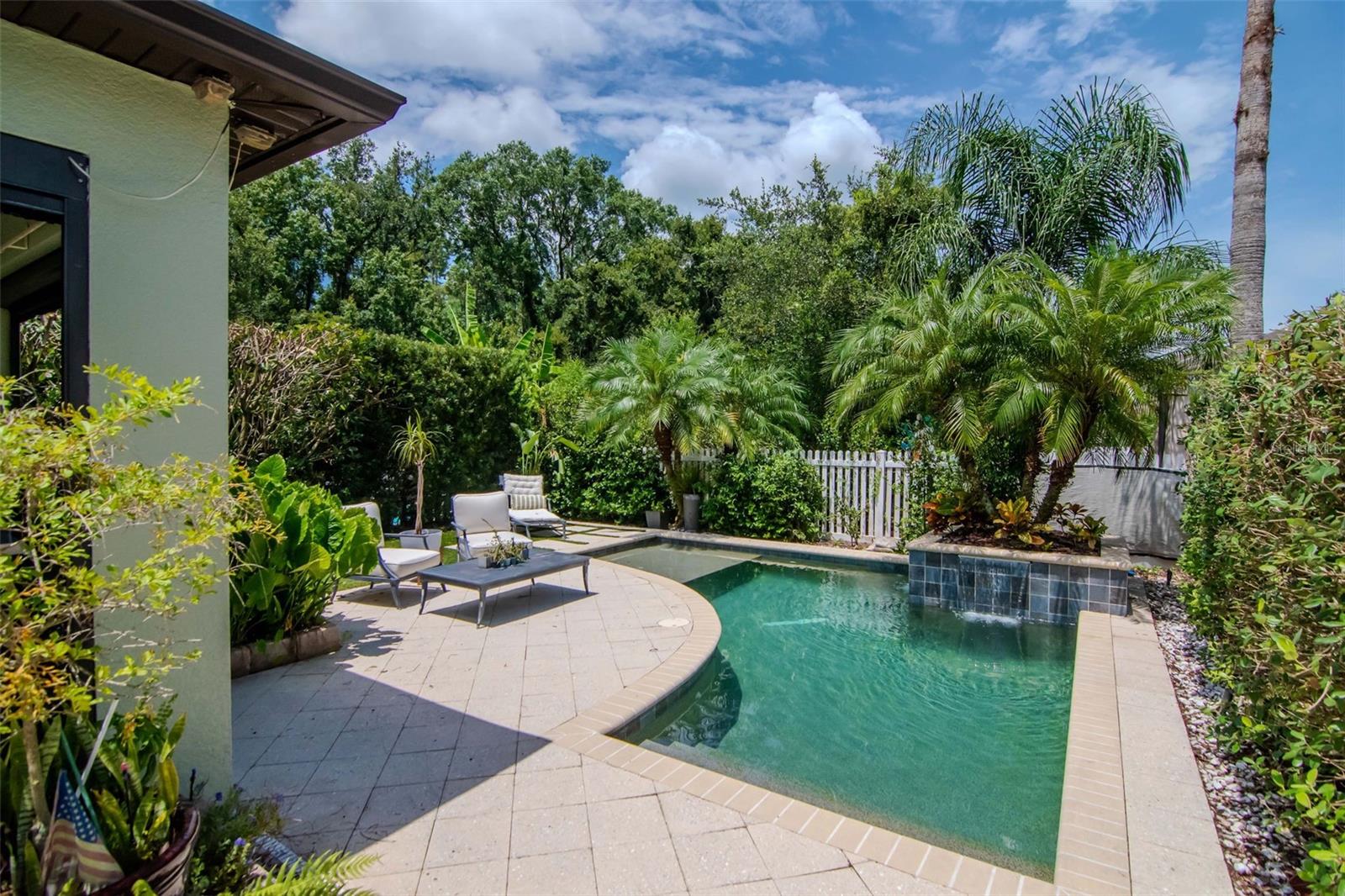 Image 23 of 33 For 4527 Scarlet Loop