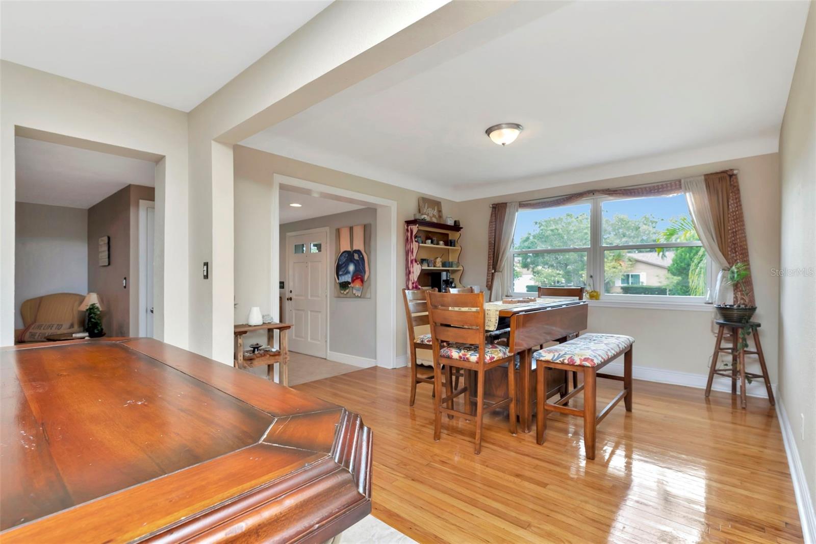 Listing photo id 9 for 4830 3rd Avenue N