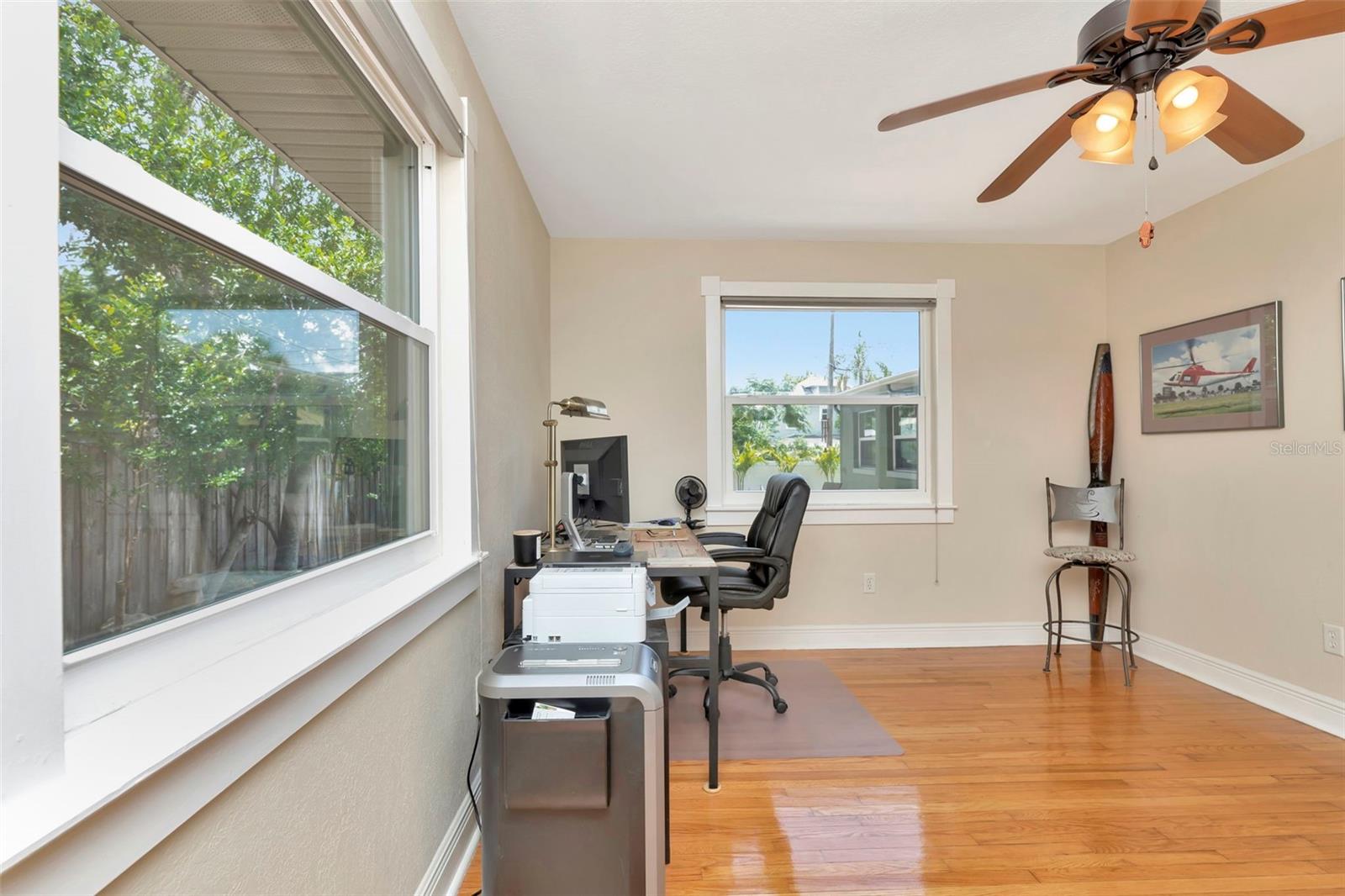 Listing photo id 22 for 4830 3rd Avenue N