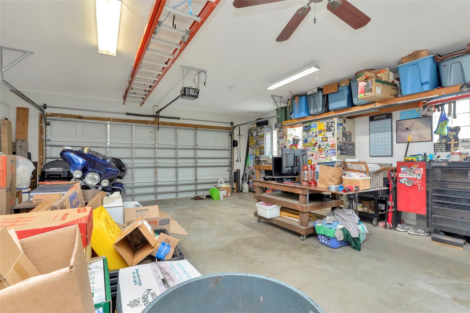 Listing photo id 42 for 4830 3rd Avenue N