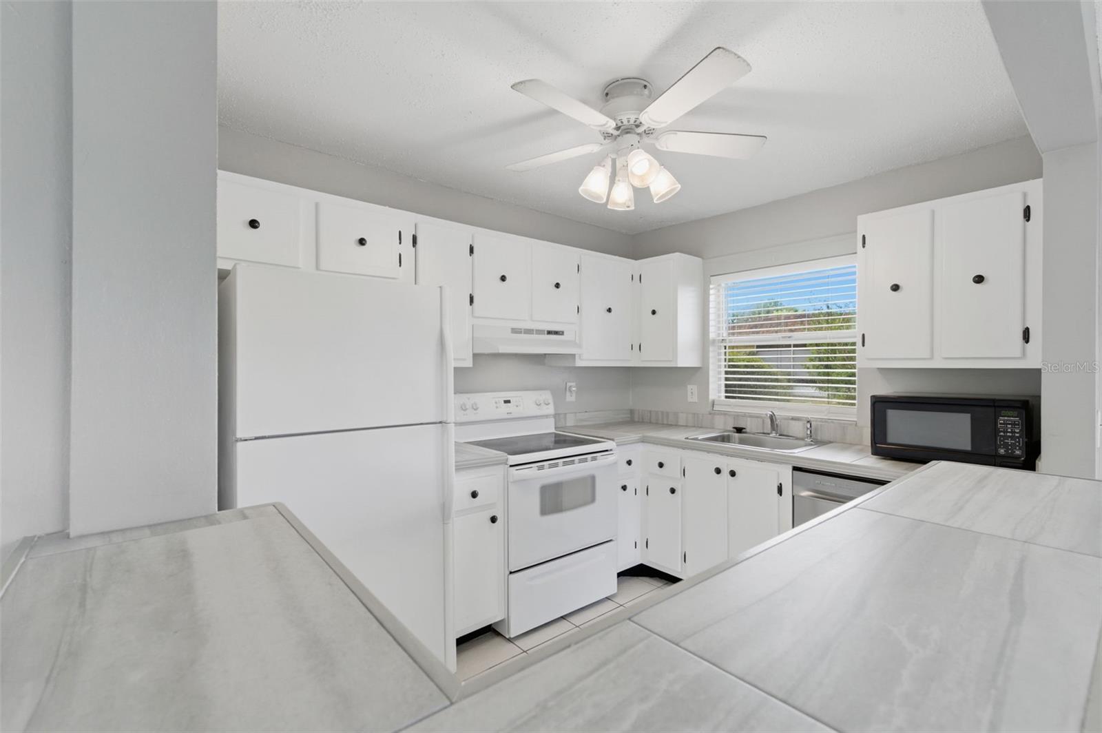 Image 3 of 48 For 9992 86th Street