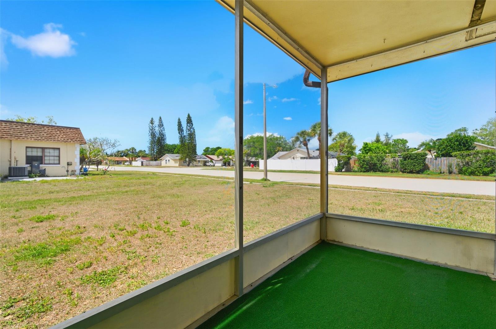 Image 34 of 48 For 9992 86th Street