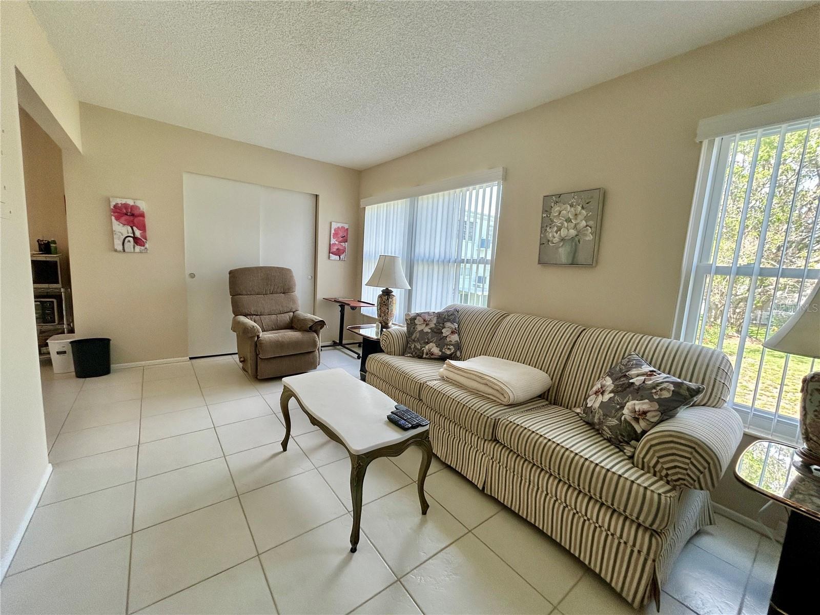 Image 14 of 48 For 2256 Philippine Drive 42