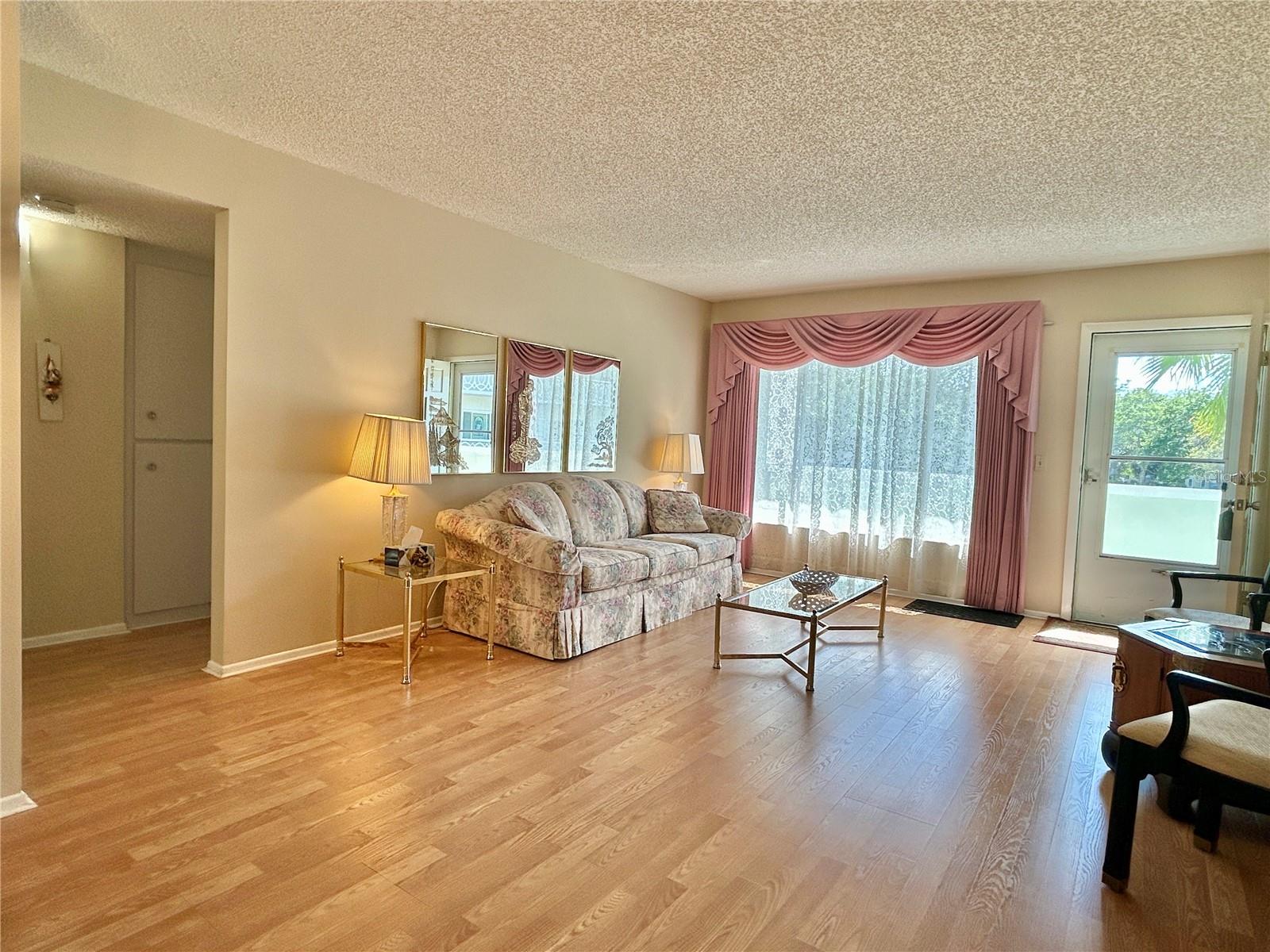 Image 8 of 48 For 2256 Philippine Drive 42