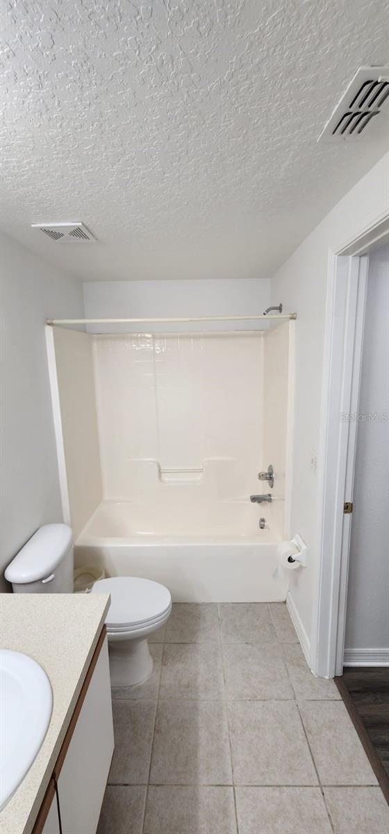 Image 13 of 29 For 6014 Portsdale Place 102