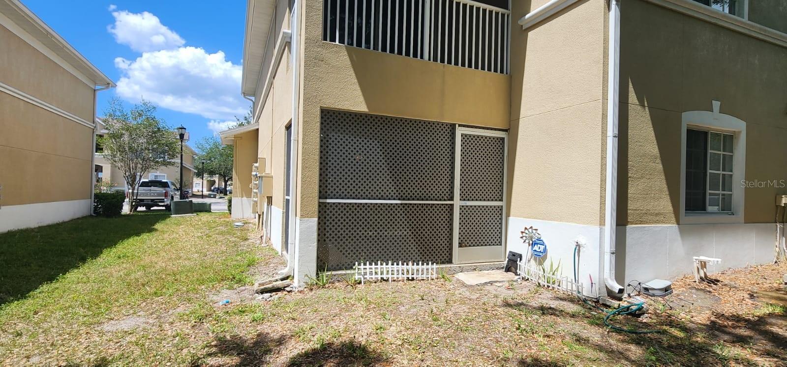 Image 22 of 29 For 6014 Portsdale Place 102