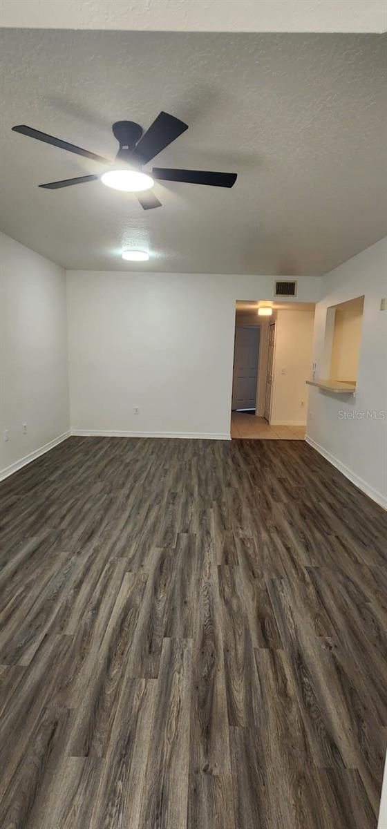 Image 23 of 29 For 6014 Portsdale Place 102