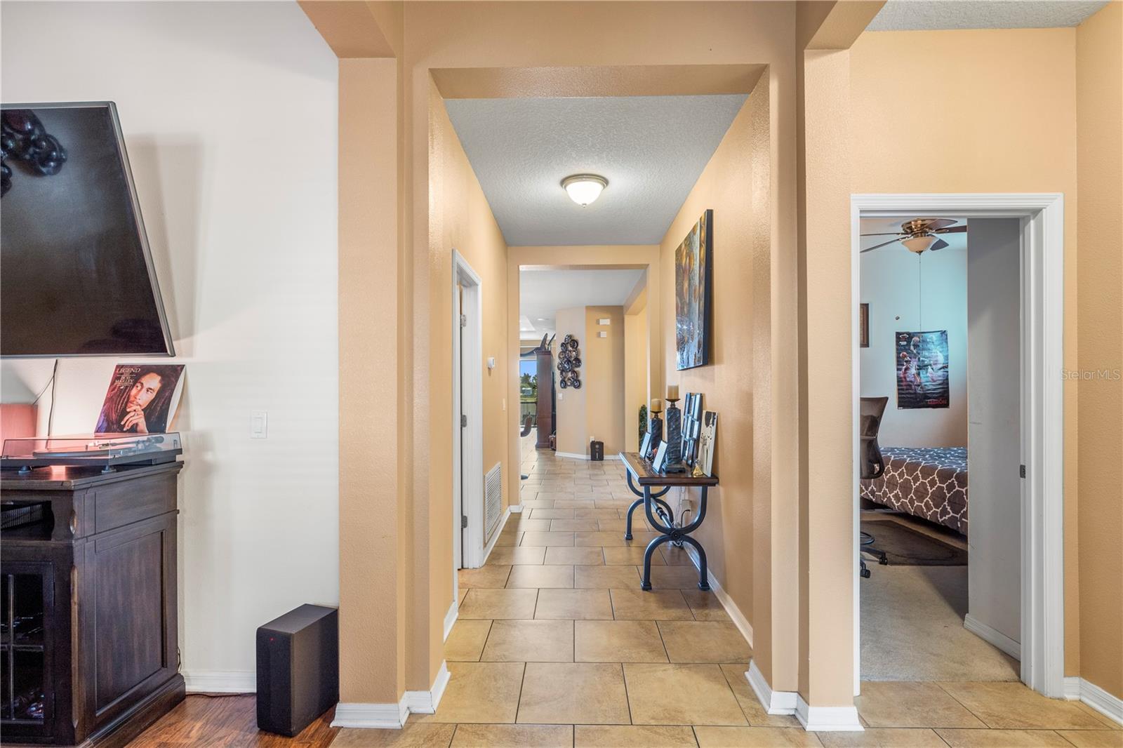 Image 10 of 37 For 1309 Parker Den Drive