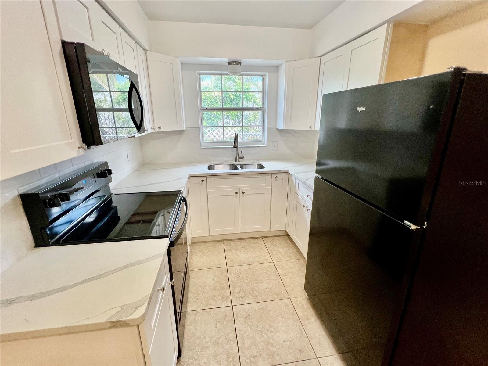 Image 6 of 32 For 11315 3rd Street E C