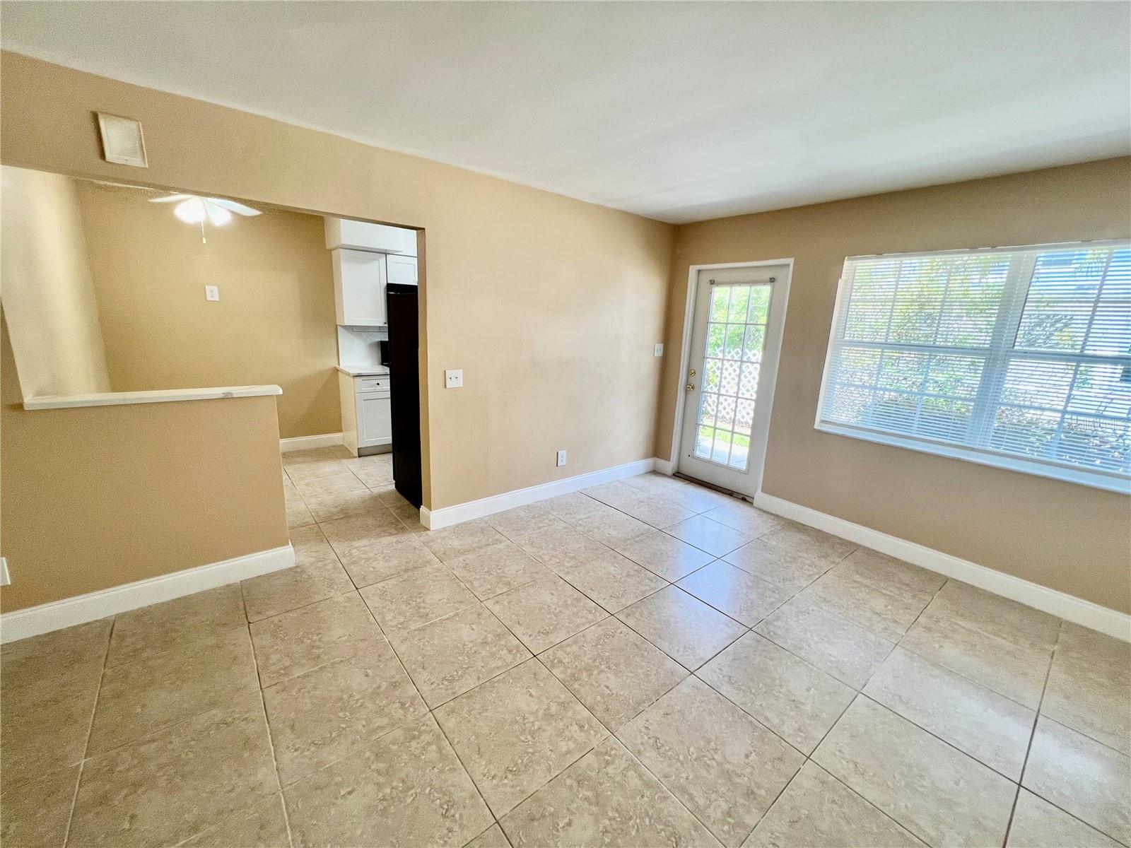 Image 7 of 32 For 11315 3rd Street E C