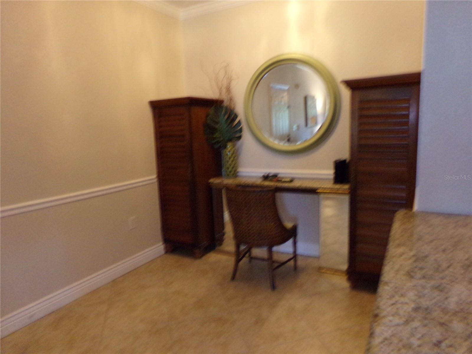 Image 17 of 41 For 2723 Via Capri  821