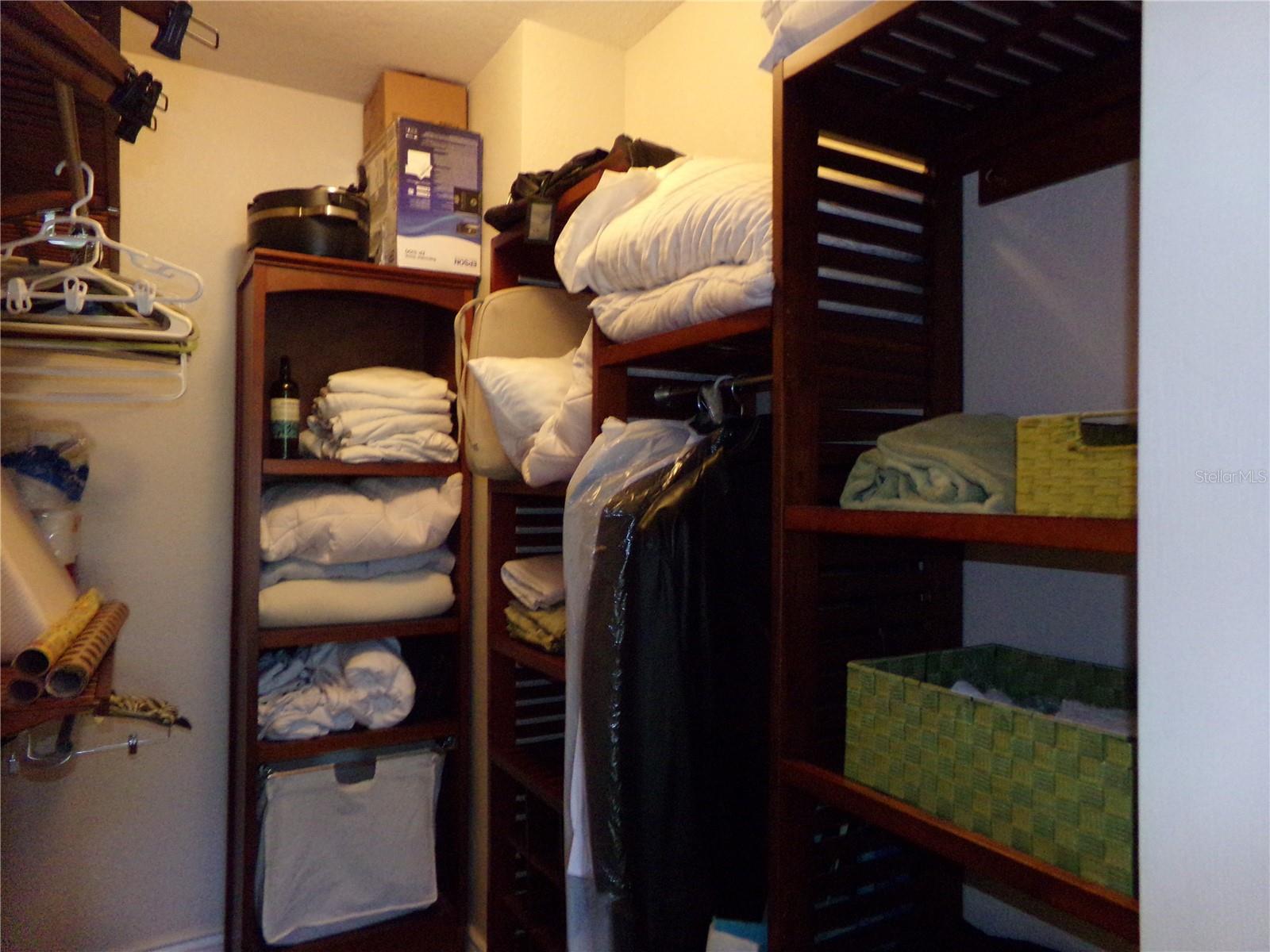 Image 20 of 41 For 2723 Via Capri  821