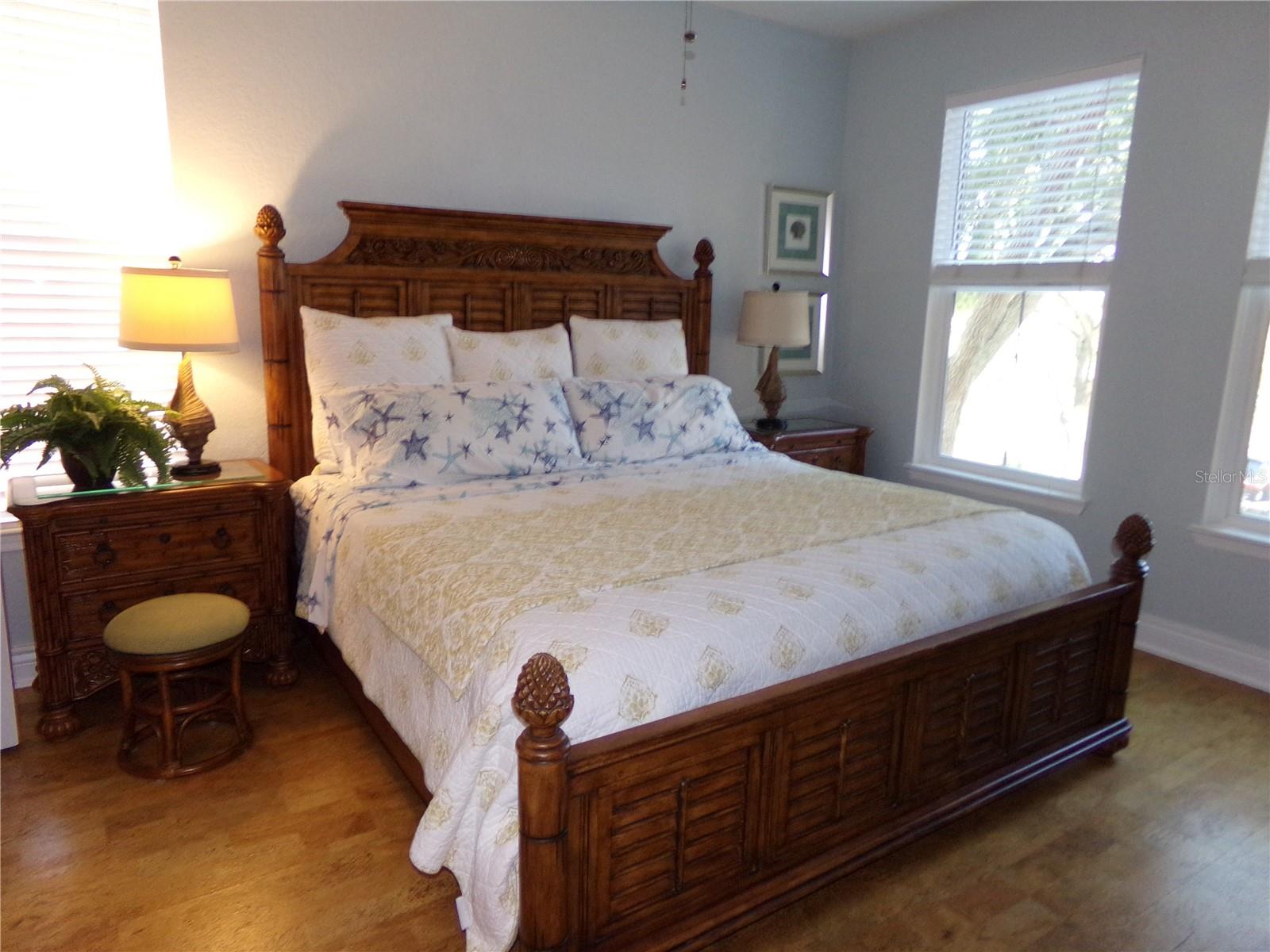 Image 22 of 41 For 2723 Via Capri  821