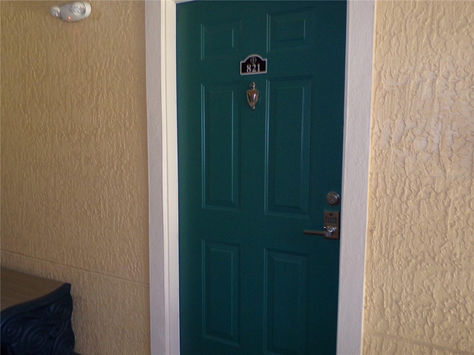 Image 37 of 41 For 2723 Via Capri  821