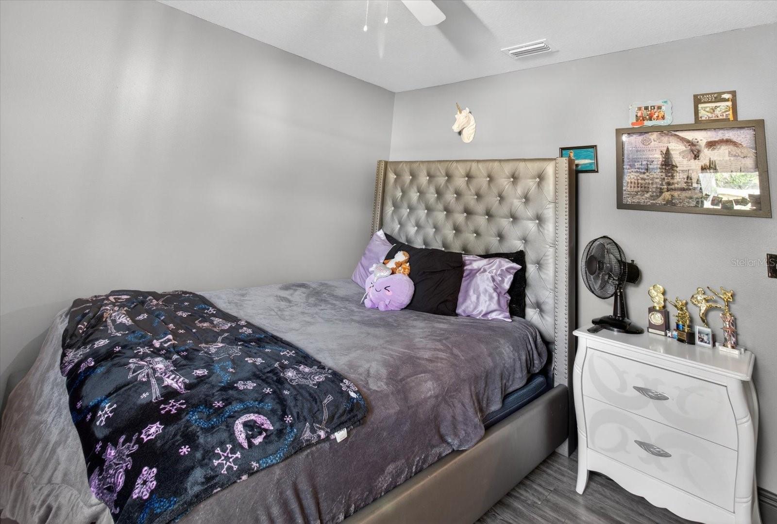 Listing photo id 29 for 1005 13th Avenue Nw