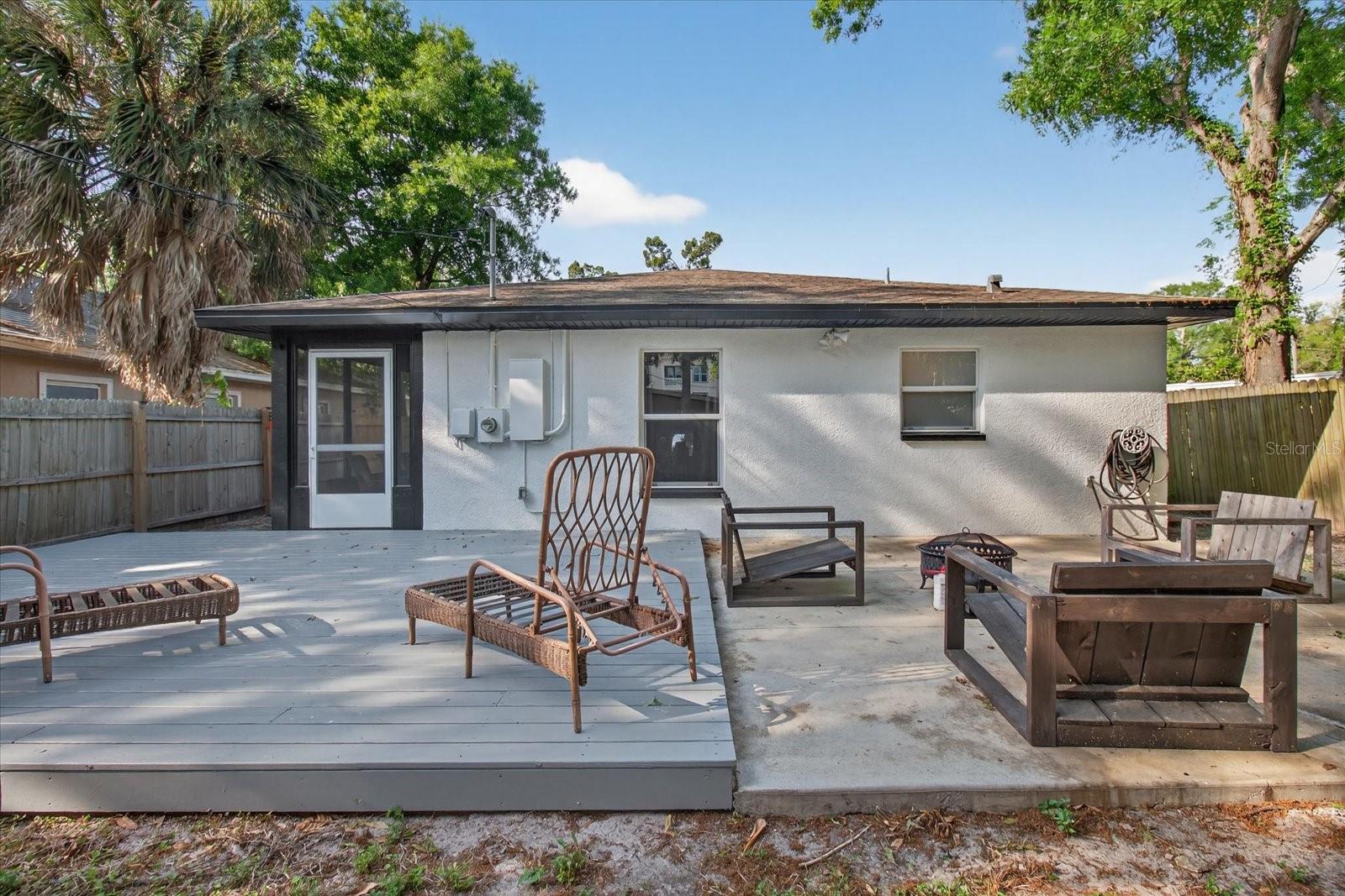 Listing photo id 41 for 1005 13th Avenue Nw