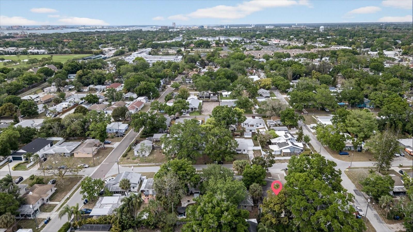 Listing photo id 45 for 1005 13th Avenue Nw