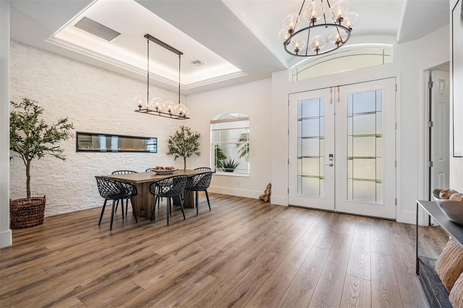 Image 10 of 48 For 16007 39th Glen E