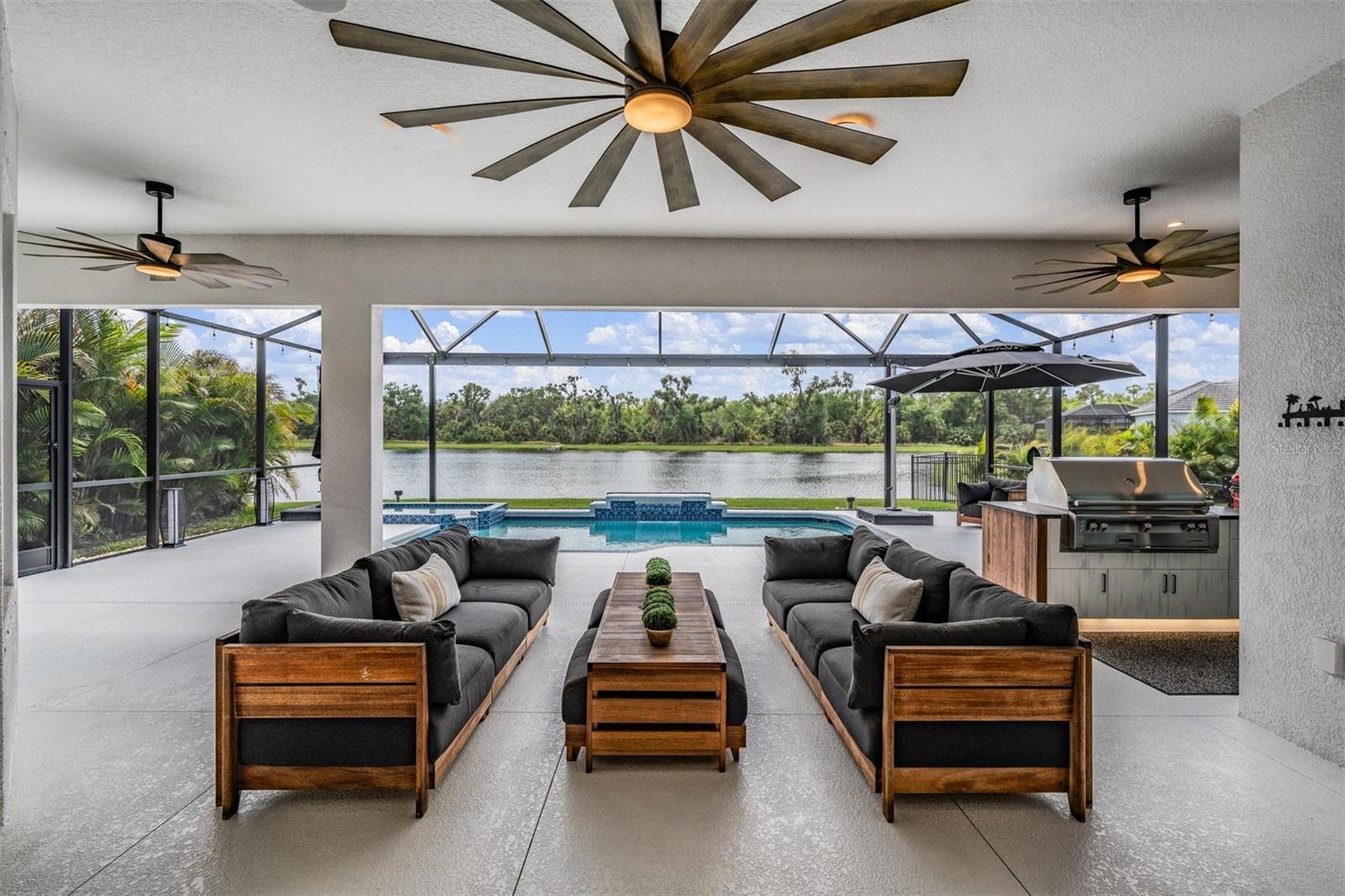 Image 2 of 48 For 16007 39th Glen E