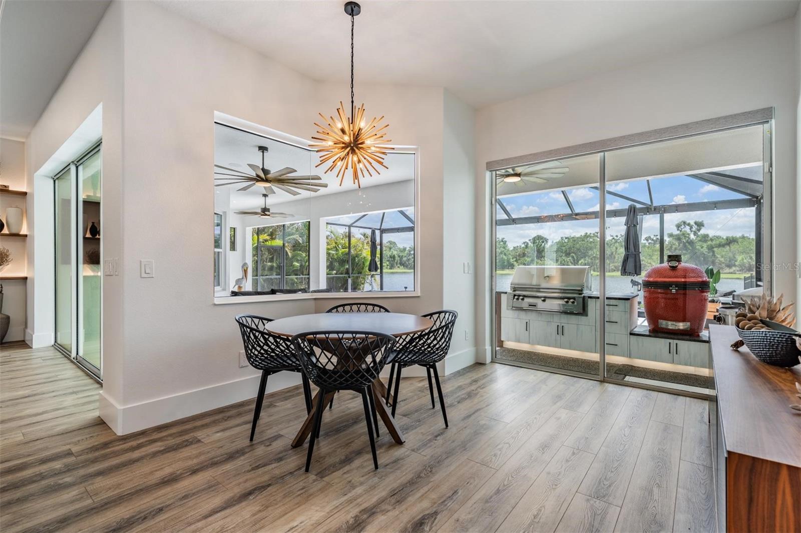 Image 21 of 48 For 16007 39th Glen E