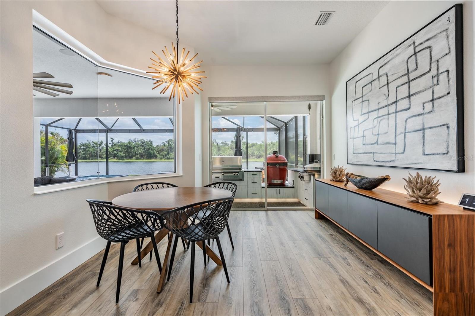 Image 22 of 48 For 16007 39th Glen E