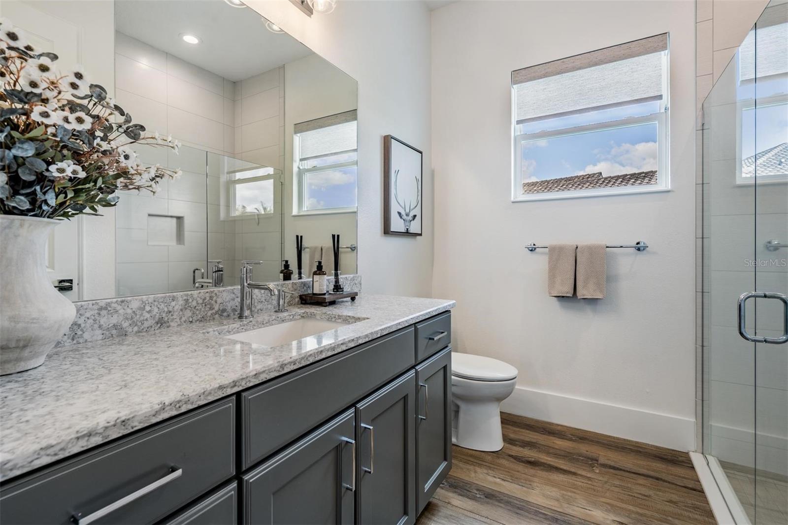 Image 29 of 48 For 16007 39th Glen E